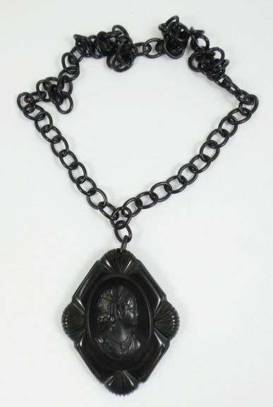 MOURNING NECKLACE