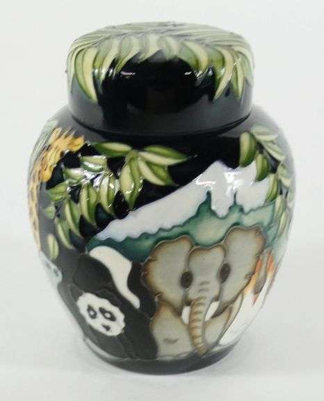 MOORCROFT GINGER JAR