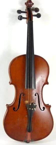ANTIQUE VIOLIN