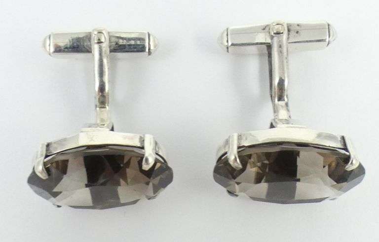 PAIR GEMSTONE CUFFLINKS