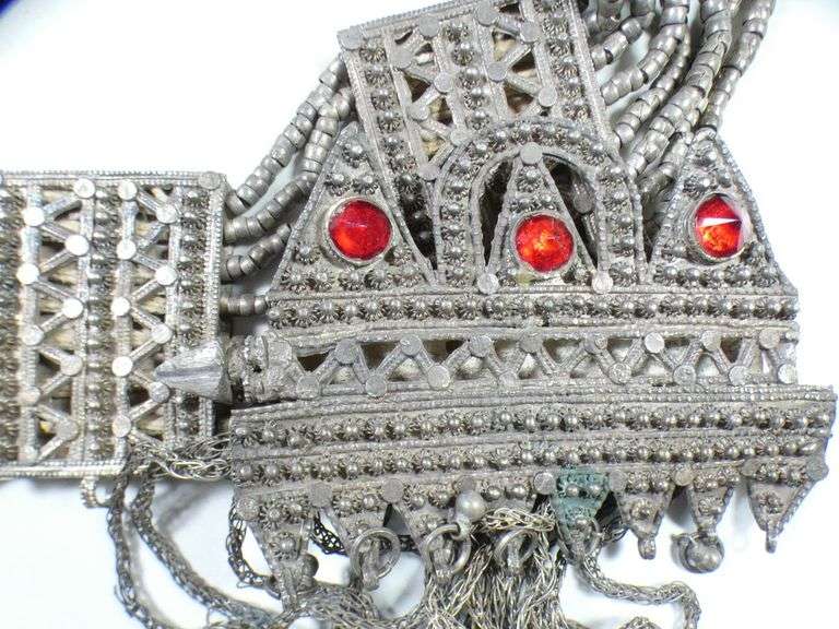 MIDDLE EASTERN NECKLACE