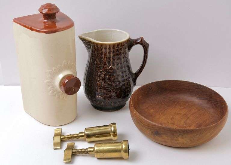 FOOT WARMER, PITCHER, ETC.