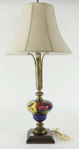 MOORCROFT TABLE LAMP