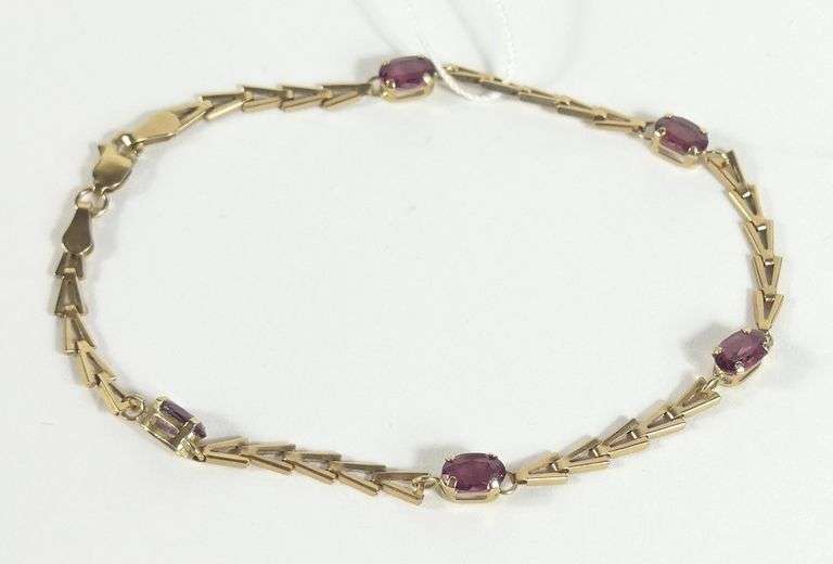 10KT GOLD INTERLINKED BRACELET