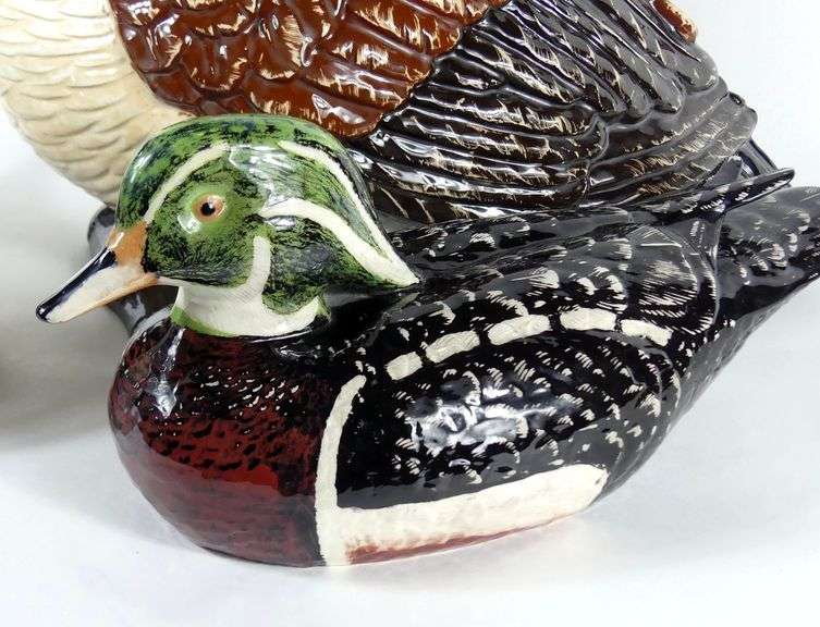 ART POTTERY DUCKS & CANADA GOOSE