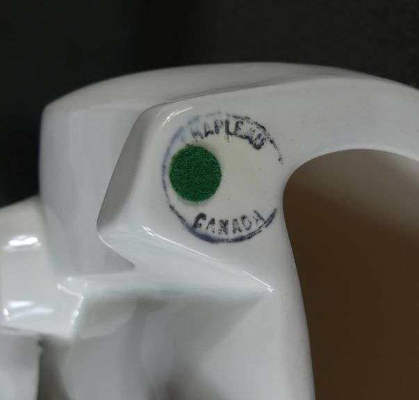 POLAR BEAR SCULPTURES