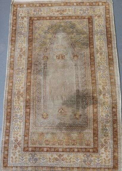 SILK RUG