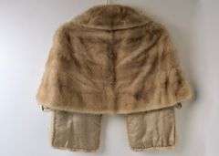 MINK STOLE