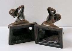 VINTAGE BOOKENDS