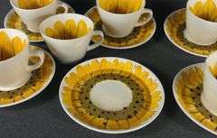 VERA NEUMANN SUNFLOWER PATTERN DINNERWARE