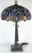 TIFFANY STYLE TABLE LAMP