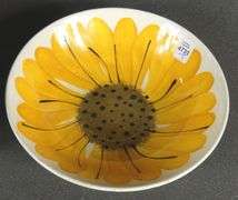 VERA NEUMANN SUNFLOWER PATTERN SERVING BOWLS