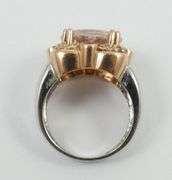 LADIES' UNIQUE GEMSTONE RING