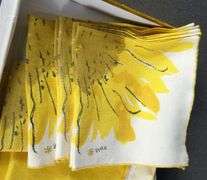 VERA NEUMANN SUNFLOWER PATTERN LINENS