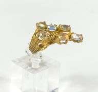 14K GOLD LADIES' CLUSTER RING