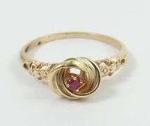 LADIES' RUBY RING