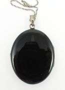 ANTIQUE PENDANT ON CHAIN