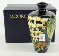 MOORCROFT COLLECTOR'S CLUB VASE