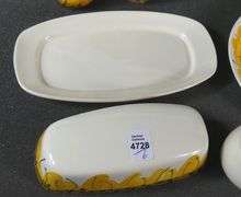 VERA NEUMANN SUNFLOWER PATTERN ACCESSORIES