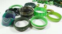 PLASTIC FASHION JEWELLERY