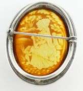 ANTIQUE/VINTAGE PENDANT/BROOCH