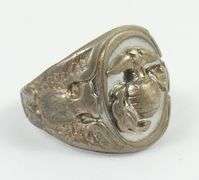 COLLECTOR'S SILVER RING