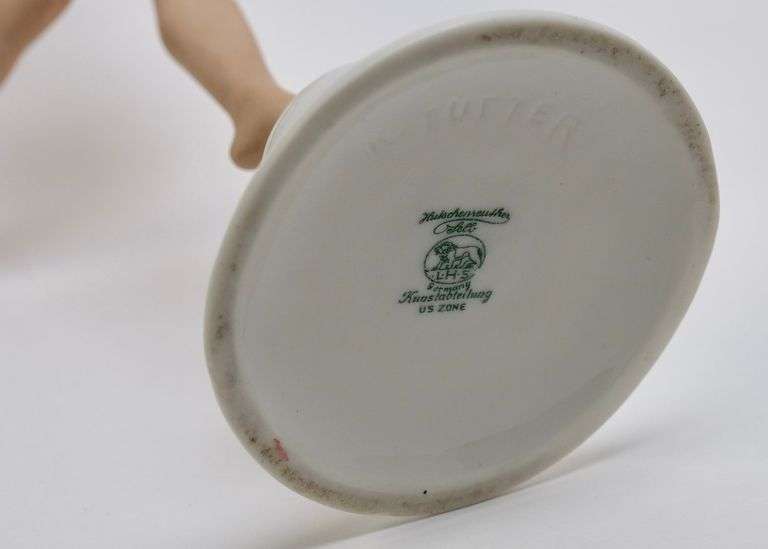 HUTSCHENREUTHER PORCELAIN FIGURE