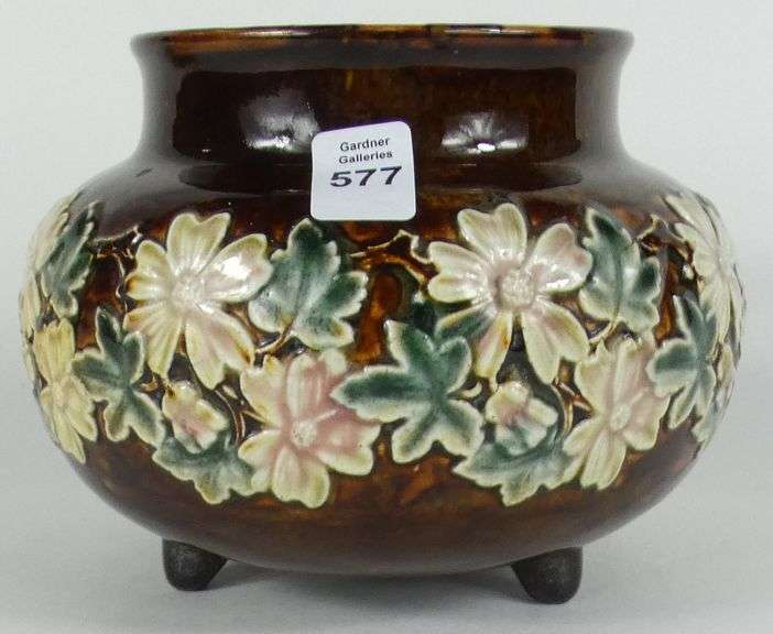 DOULTON BOWL OR VASE