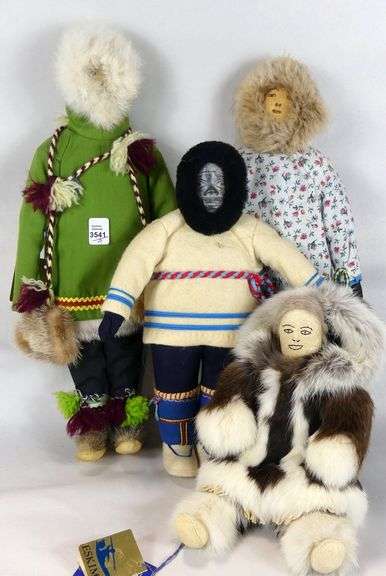 FOUR VINTAGE INUIT DOLLS