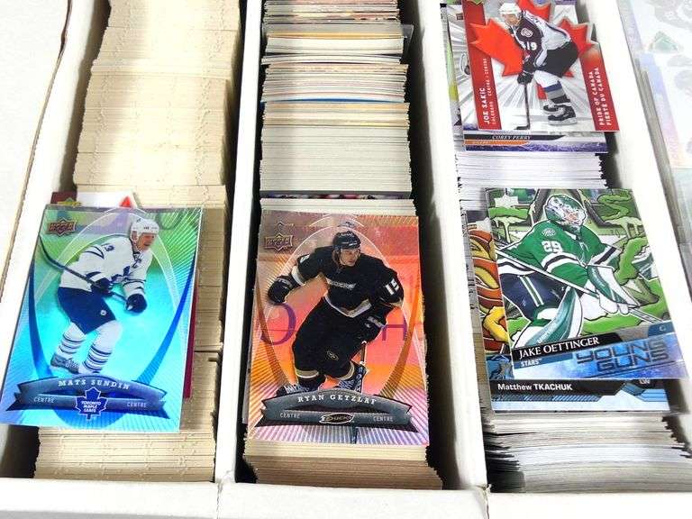 SPORTS CARD COLLECTION