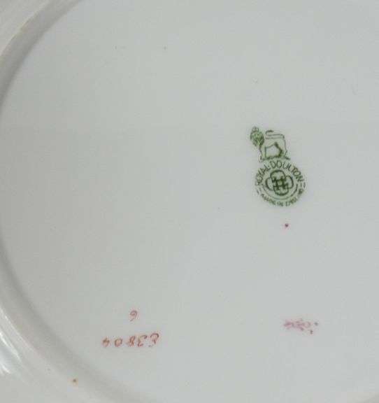 ROYAL DOULTON "COACHING DAYS"