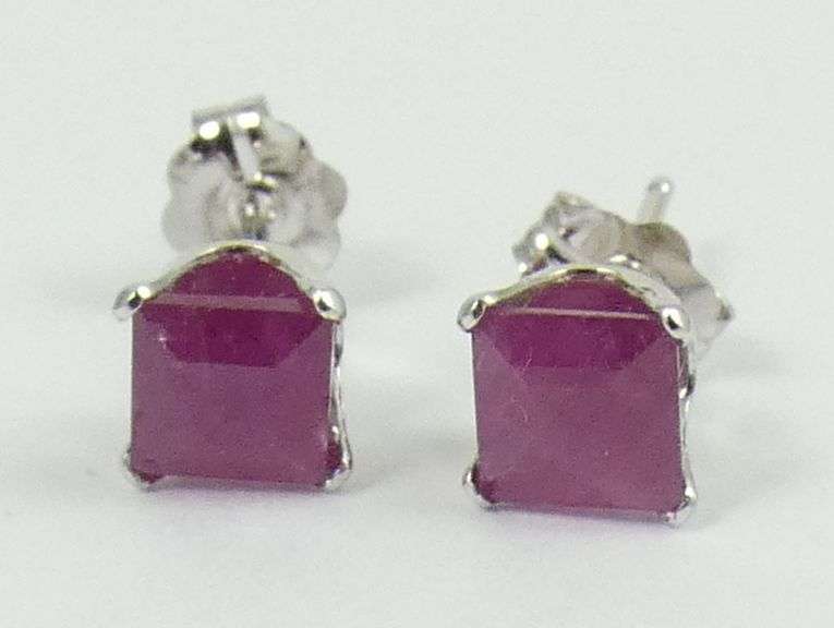 PAIR RUBY EARRINGS