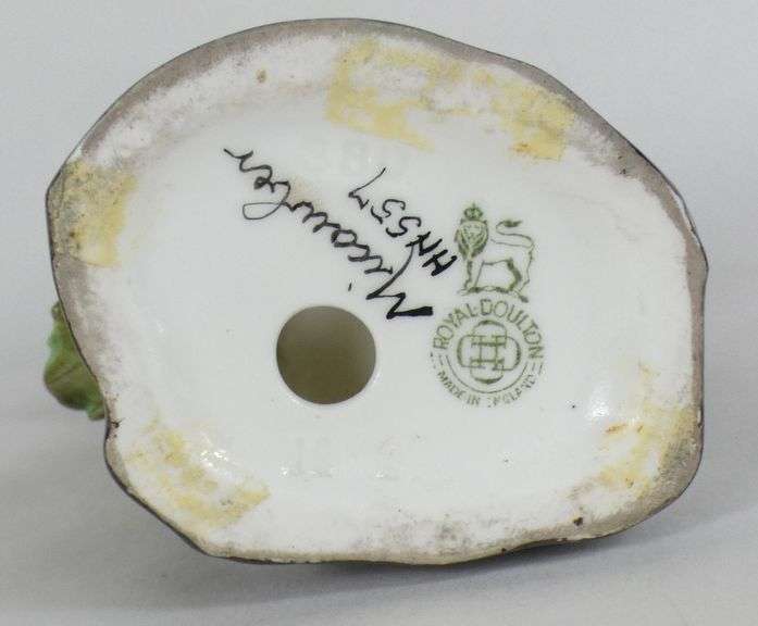 DOULTON DICKENS FIGURINE