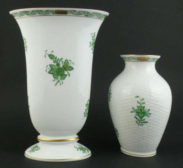2 HEREND VASES