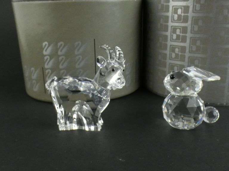 5 SWAROVSKI CRYSTALS