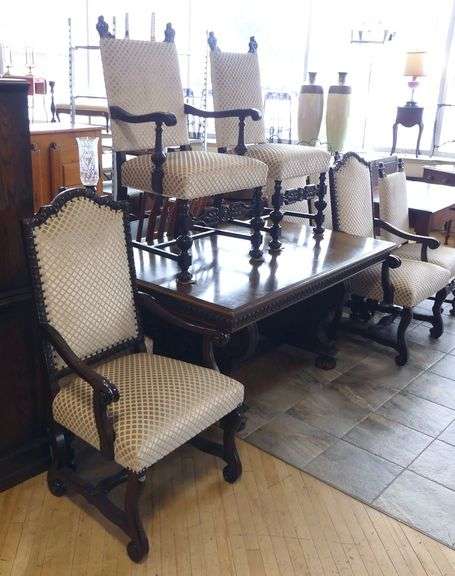 NINE-PIECE OAK DINING SET