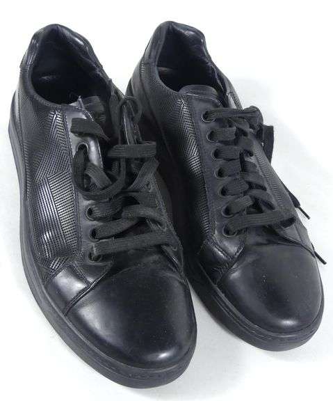 PAIR PRADA DESIGNER SHOES