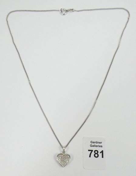 DIAMOND PENDANT ON CHAIN