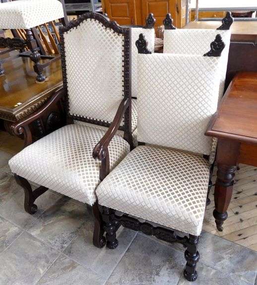 NINE-PIECE OAK DINING SET