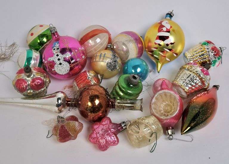VINTAGE CHRISTMAS ORNAMENTS