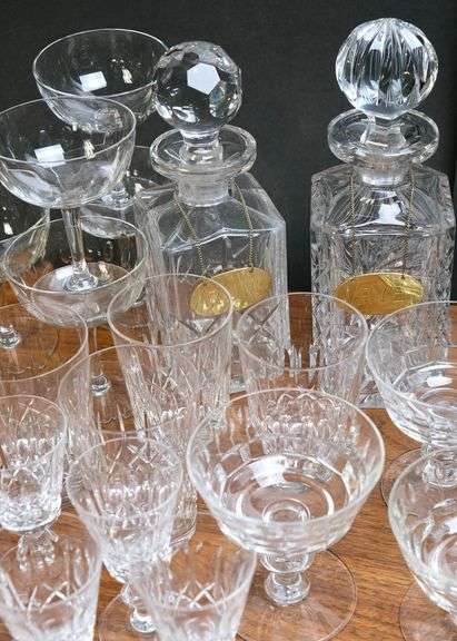 CRYSTAL DECANTERS AND GLASSES