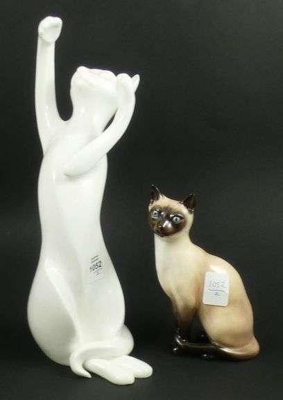 2 DOULTON CAT FIGURINES