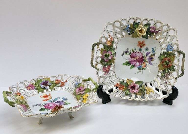 DRESDEN FOOTED PLATES