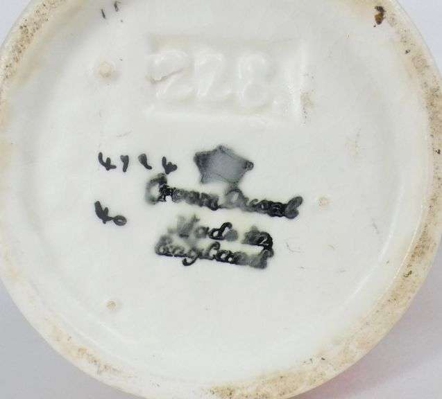 RARE ROYALTY COLLECTIBLE