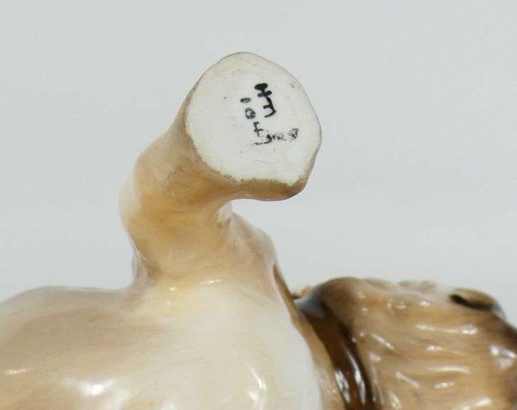DOULTON DOG FIGURINE