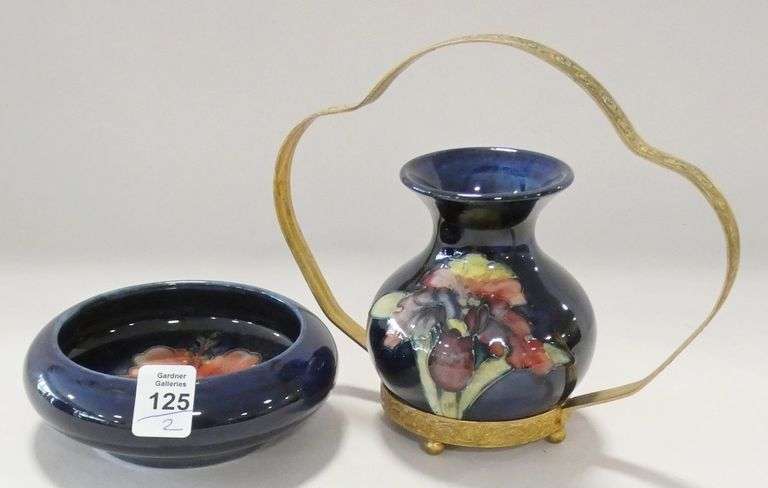 TWO PIECES OF MOORCROFT POTTERY