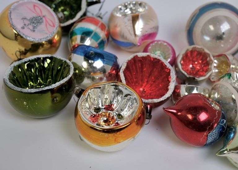 CHRISTMAS BALL ORNAMENTS