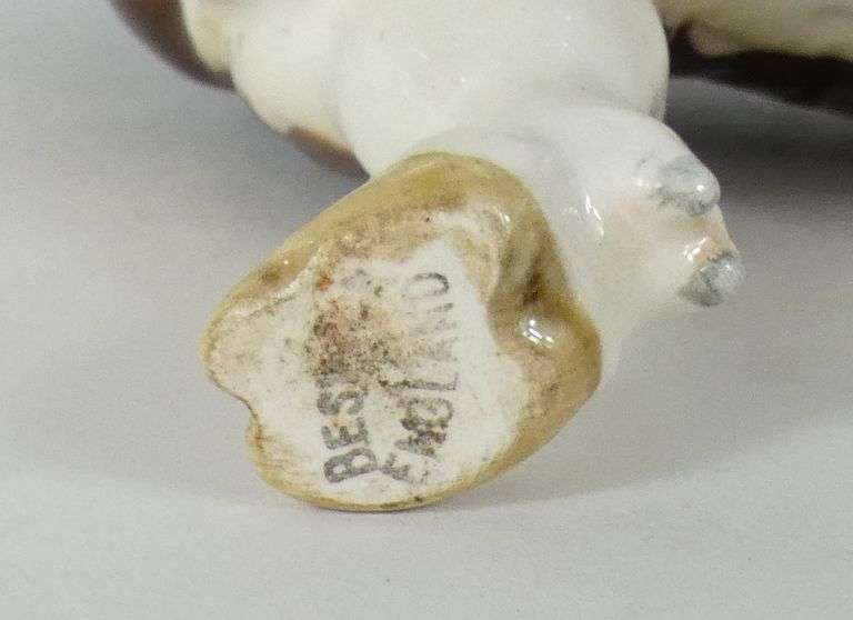 2 BESWICK ANIMAL FIGURINES