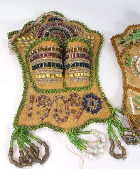 ANTIQUE IROQUOIS BEADWORK