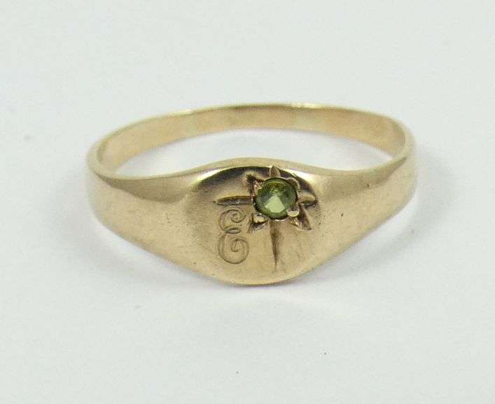 SIGNET RING